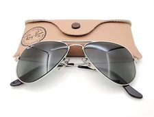 Vintage B&L Ray Ban Bausch & Lomb G15 Gray 52mm Gunmetal Aviator W3100 w/Case