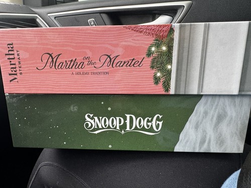 Lote de 2 muñecas elfas Snoop on the Stoop & Martha Stewart on the Mantle 2024 - Imagen 3 de 8