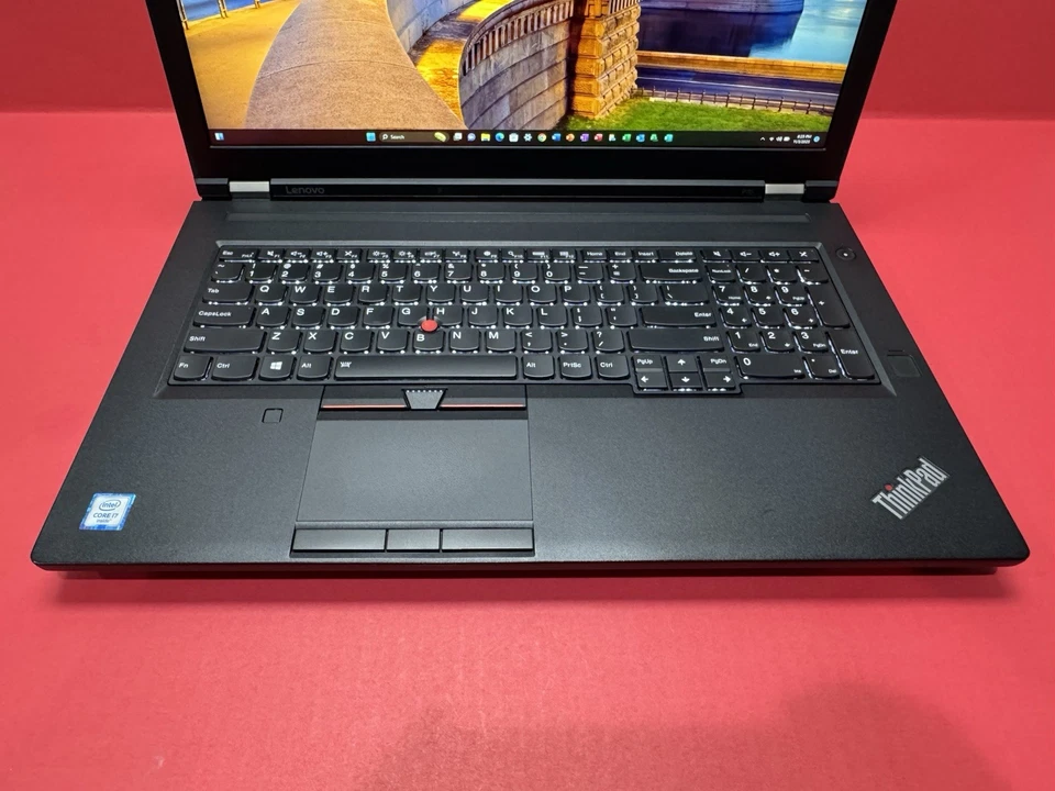 Lenovo Thinkpad P70 17” i7 6700HQ 2.6GHz 32GB 512GB + 500HDD NVIDIA Quadro M600M - Imagem 4 de 4