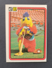 THE CHICKEN 1983 Donruss Card #645 San Diego Mascot