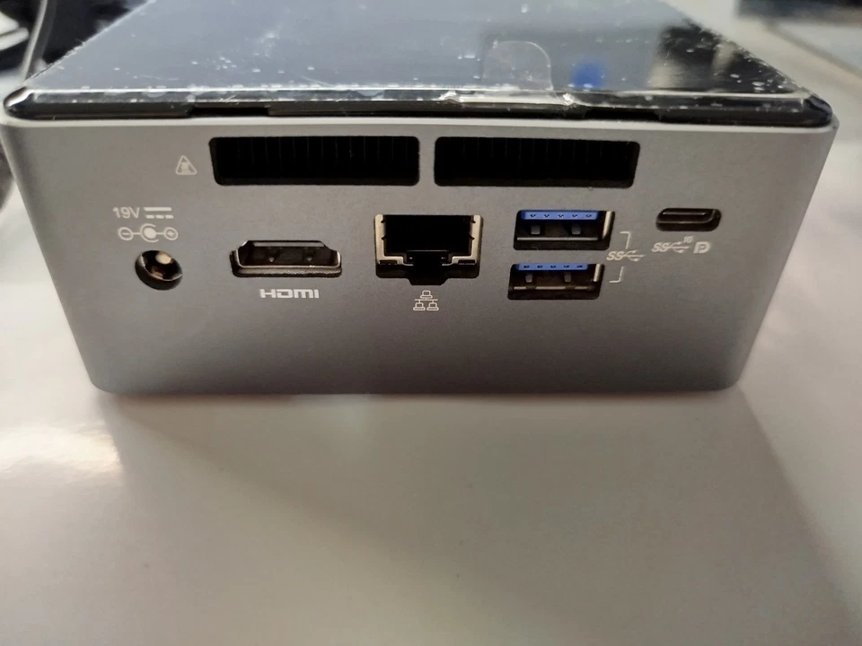 Intel NUC Intel Core i3 4GB RAM 128GB SSD NUC7I3BNH - Immagine 2 di 4