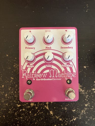 Earthquaker Devices Rainbow Machine Polyphonic Pitch Mesmerizer
