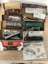 VINTAGE NOS HO Car Kits (10) Silver Streak, Walthers, Athearn, Ulrich, LW Models