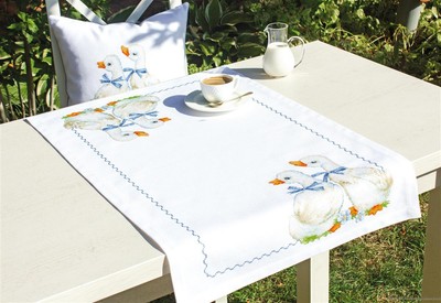 Lucas Lavande Kit de Point de Croix Nappe, Coton, Multicolore, 75 x 75 cm