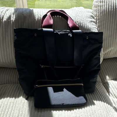Stella & Dot Black Zip Tote Bag w Detachable Pouch, Inner Pockets, Gold HW