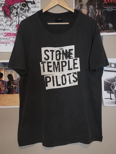 Stone Temple Pilots concert Tour T-Shirt XL Rare Vintag 1990s vintage concert t-shirt, vintage, size XL, single stitch, B+ condition
