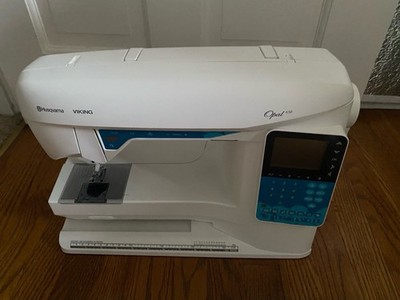 Husqvarna Viking Opal 650 Sewing Machine    Includes Accessories Bundle