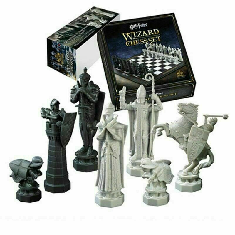 The Noble Collection Harry Potter Wizard Chess Set - 32 Detailed Playing  Pieces - Officially Licensed Harry Potter Film Set Movie Props Toys Gifts