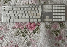 2007 Apple Wired USB  Keyboard w/ Numeric Key...