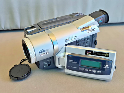 Sony Handycam Digital8 Hi8 DCR-TRV620E TOP HighEnd Firewire DV In/Out TBC DNR