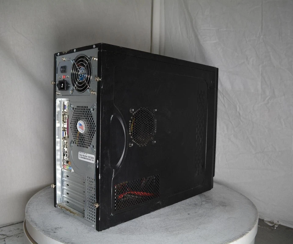 SYSTEMAX syx-p5kpl-cm Desktop INTEL CELERON E1200 4GB SEE NOTES - Image 4 of 4