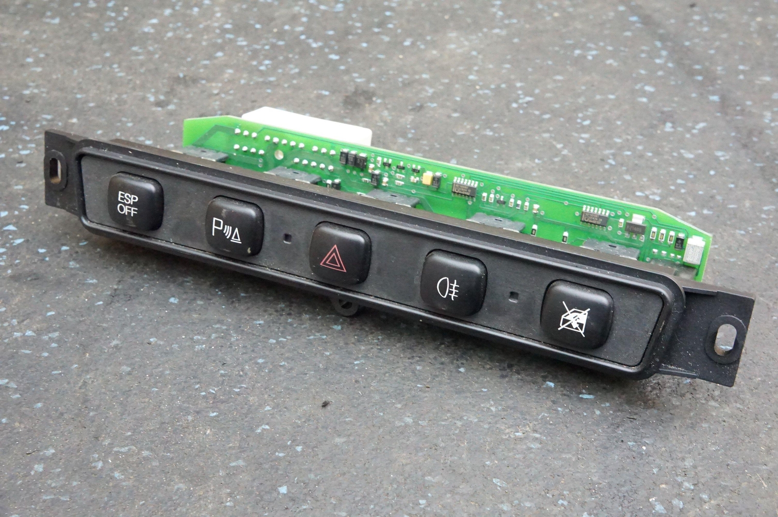 Panel Minor 5 Switch Park Assist Fog Window PM100691PD Bentley Arnage R RL 2004
