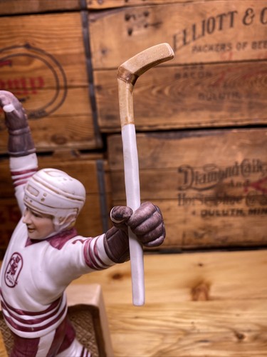 Hershey Bears 1983 Mount Hope Estate and Winery 45th Anniversary Hockey Statue - Picture 6 of 19