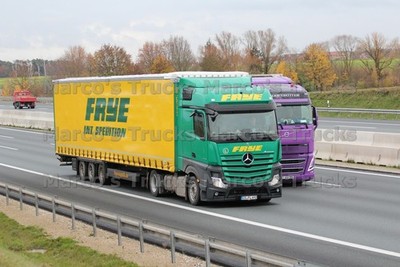 LKW Foto Mercedes-Benz Actros Planensattelzug Deutschland grün FRYE INT. #l4mq