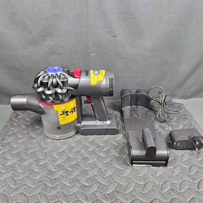 Dyson V7 Trigger Handstaubsauger beutellos kabellos mit Akku + Ladegerät