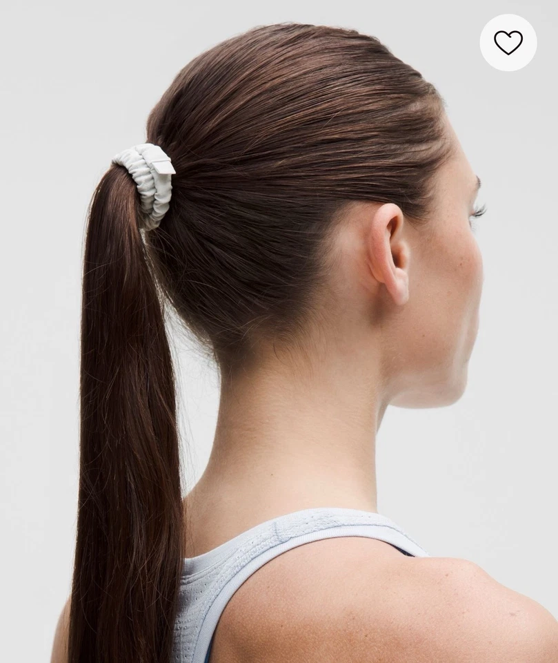 Paquete de 4 lazos elásticos ajustados Lululemon para cabello fino neutros Foto 4 de 4