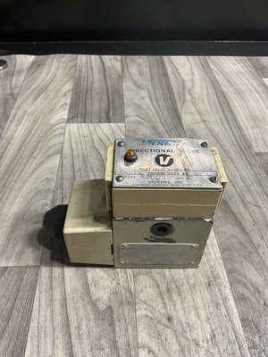 Vickers 02-119767 DG4S4W 012A 60 Directional Control Solenoid Valve #4007A154PR2