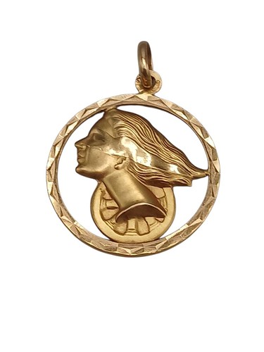 18K 750 Yellow Gold Lady Fortuna Round Pendant 4.9 Grams - Picture 2 of 3