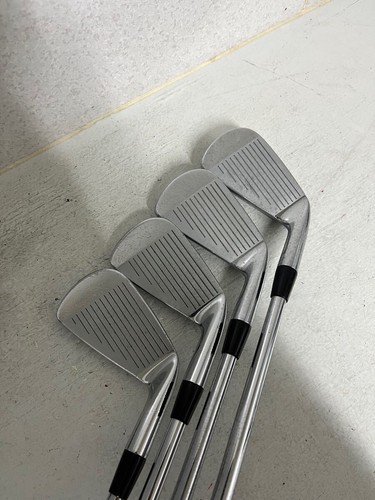 Titleist Left Handed Iron Set FORGED 695CB 3-9,P DG Flex S200 Left Handed STORE - Picture 3 of 6