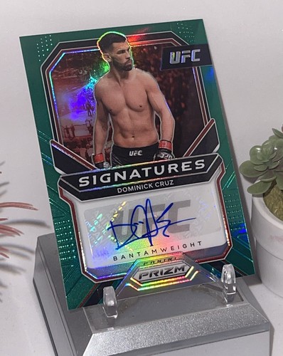 2021 PANINI PRIZM UFC SIGNATURES AUTO DONINICK CRUZ CARD No. SG-DCZ - Picture 6 of 11