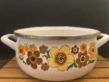 Vtg Crowning Touch Spain  Harvest Blossom Porcelain Enameled Pot