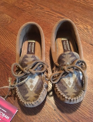 manitobah mukluks faux fur street moccasin