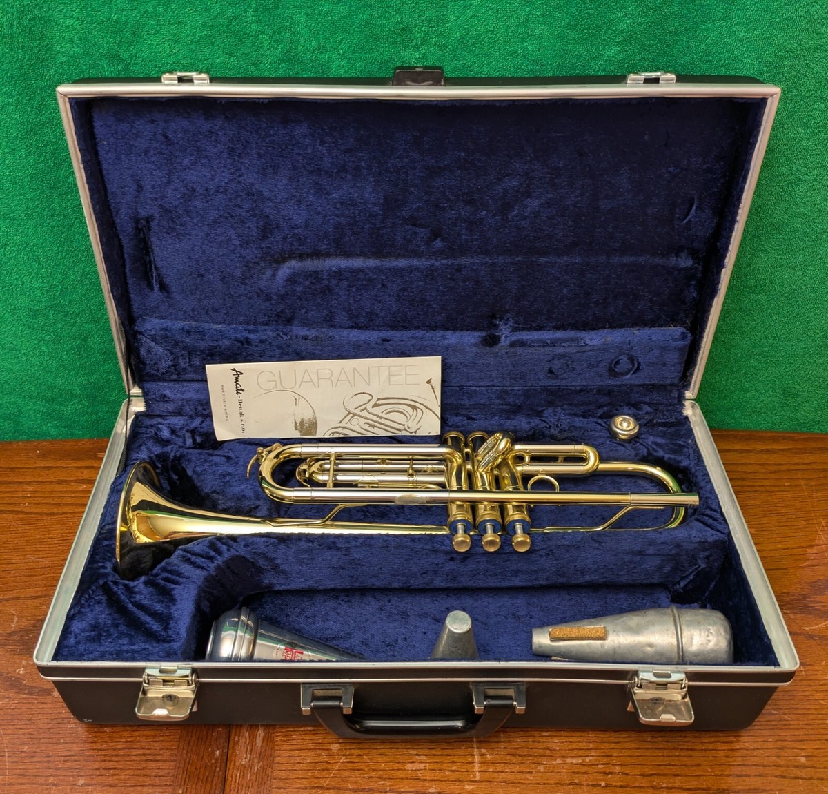 AMATI KRASLICE ATR-203 Bb TRUMPET WITH STRAIGHT MUTE CONES, CASE