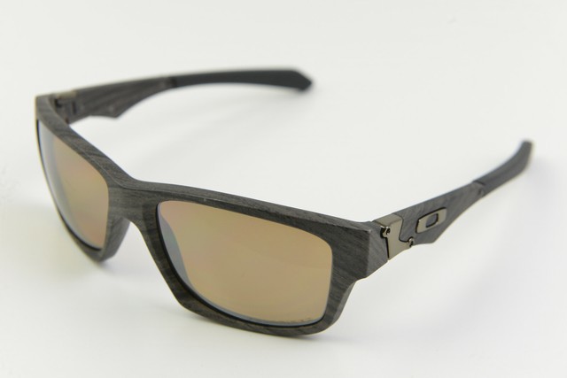 oakley jupiter frame