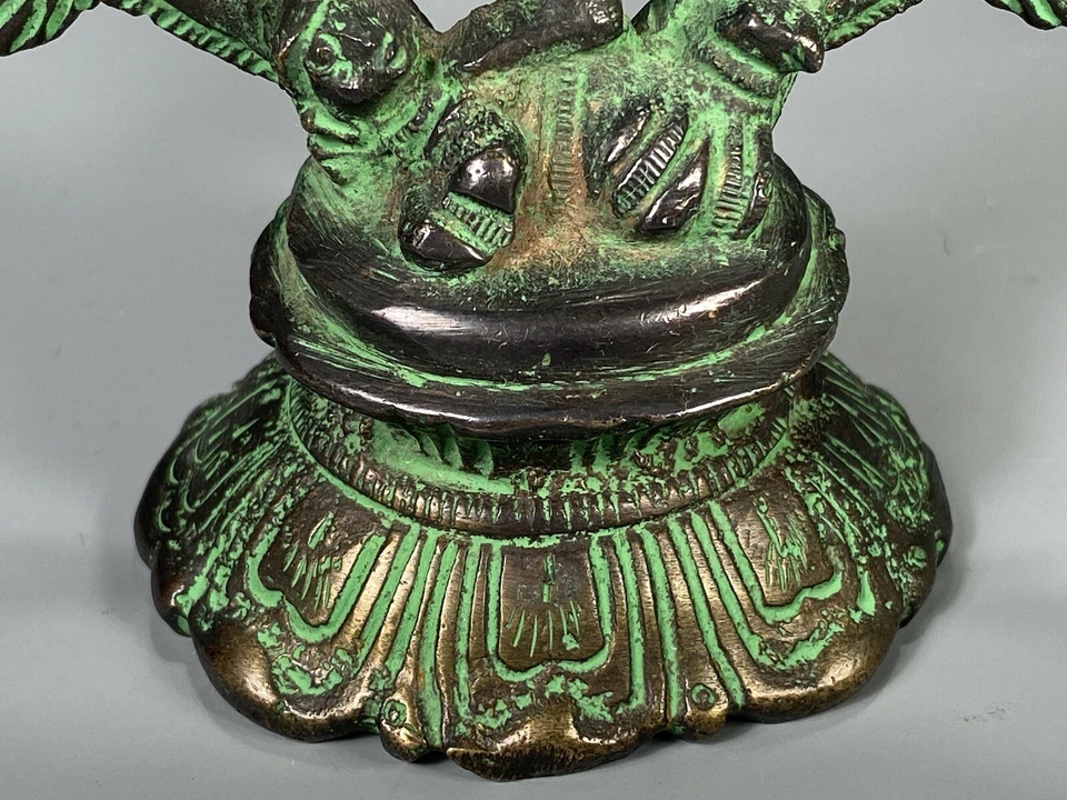 Figura de Shiva Nataraja de bronce hindú indio India con policromía verde aprox. siglo XX. Foto 4 de 4