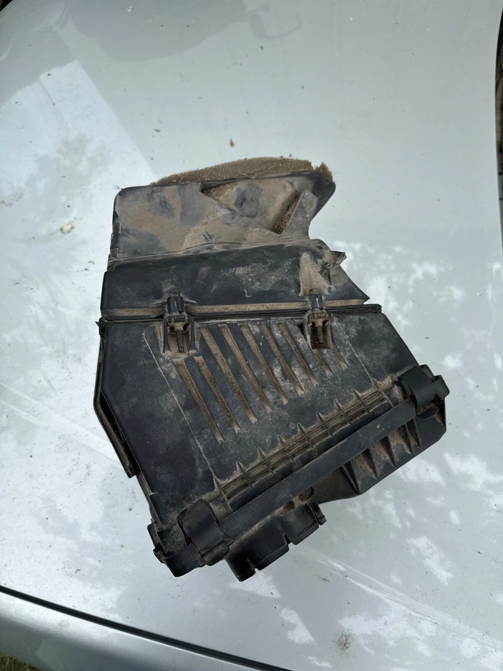 Chevrolet Impala 2000 2005 sin sobrecargador 3,8 caja de aire de repuesto con filtro de aire Foto 2 de 4