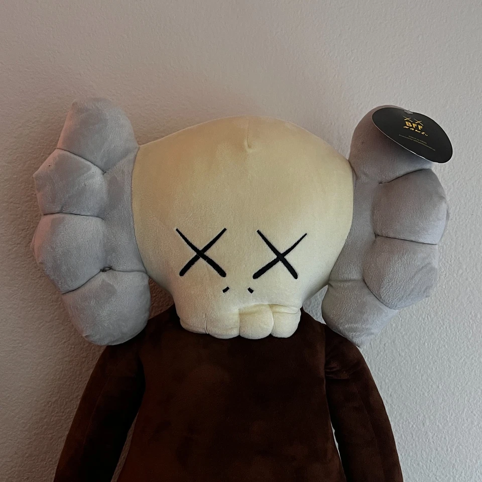 Peluche KAWS Companion 2015 marrón etiqueta original usado edición limitada de 1000 Foto 2 de 4