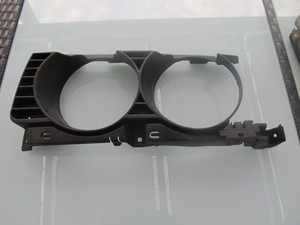 BMW 530 E34 Grill / Kühlergrill / vorne links