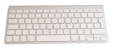 Original Apple Wireless Bluetooth Tastatur A1314 Silber Aluminium UK Layout