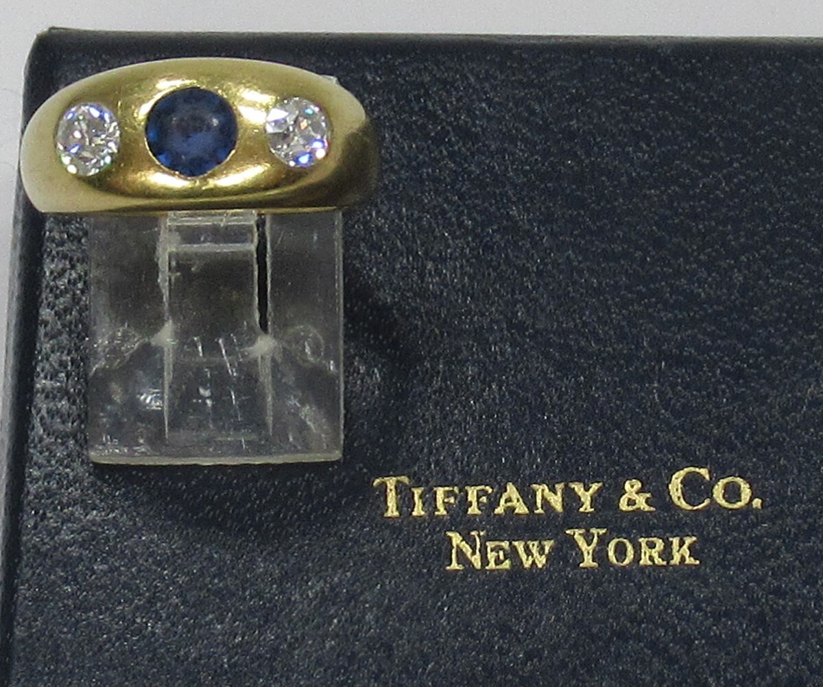 Antique Tiffany & Co Diamond Sapphire 18K Yellow Gold Ring Size 4 3/4 w/T&Co Box
