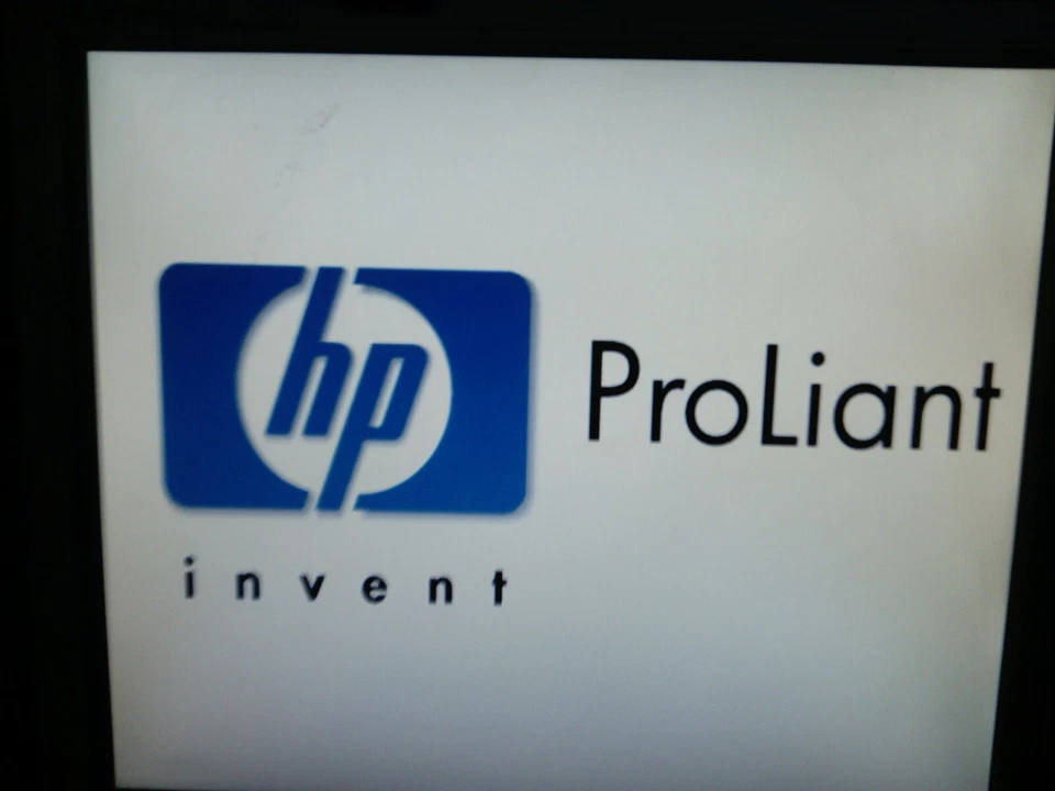 HP ProLiant DL360 G5 Server 2x Quad-Core 32GB RAM 4*72 GB 10k SAS Drives - Image 2 of 4