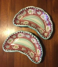 2 Solimene Vietri Sul Mare Hand Painted  Cresent 8.5" Long Salad Plates Italy