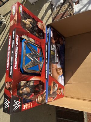 WWE Championship Rivals Playset Includes Champ Belt Roman Reigns