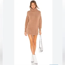 Revolve Tularosa Women's Webster Pullover Oversized Tan Camel Fuzzy Sweater XS