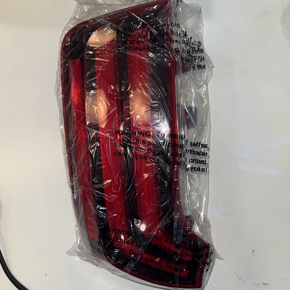 TYC 119253009 Tail Light Assembly - Image 3 of 3