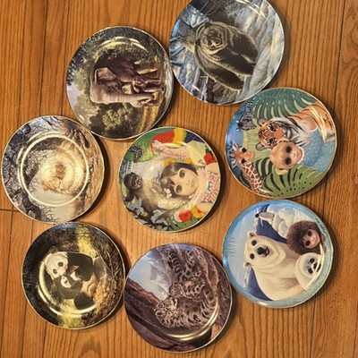 Various Porcelain Collector Plate Set Gentle Kingdom Wild Animals Animal Print