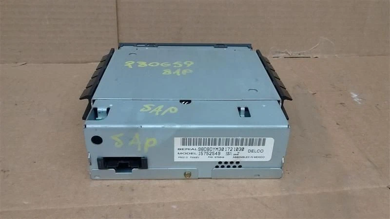 Equipo de audio radio reproductor de CD remoto disco único compatible con 96-05 ASTRO 430379 Foto 2 de 4