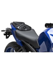 PUIG RÜCKSITZBEZUG FÜR YAMAHA MT-09 850 SP 2024 > 2025 CARBON LOOK