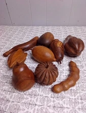 9 Vintage Wooden Fruit And Vegetable Set 