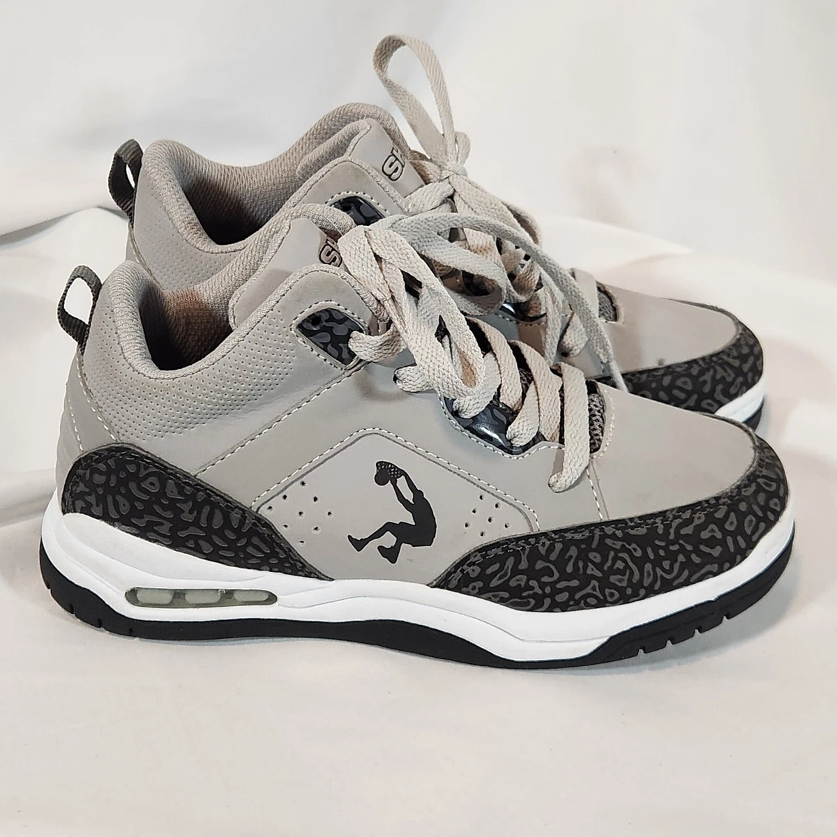 Shaq cross up basketball trainers best sale mens
