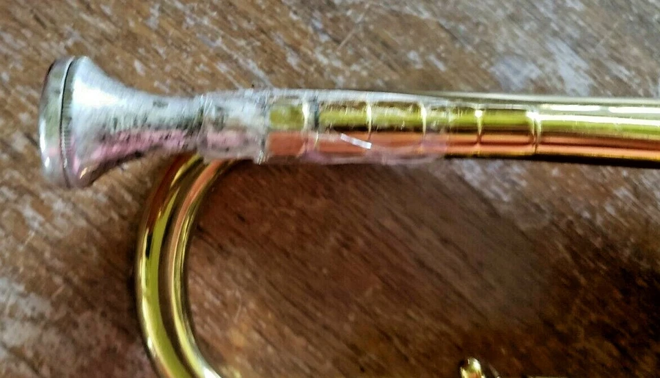 VINTAGE H.N. WHITE CO. KING CORONET MODELO 293674 con BOQUILLA Y ESTUCHE Foto 4 de 4