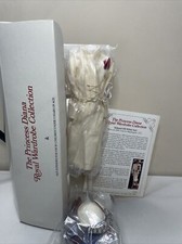 Princess Diana Royal Wardrobe Danbury Mint Beige Off White Suit Accessories