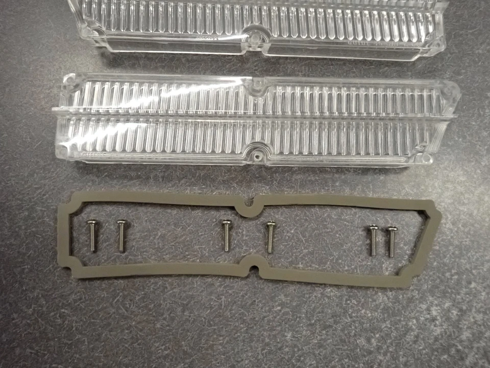 1965 Buick LeSabre Wildcat Electra Cornering Light Lenses & Gaskets Side Lamp 65 - Image 3 of 4