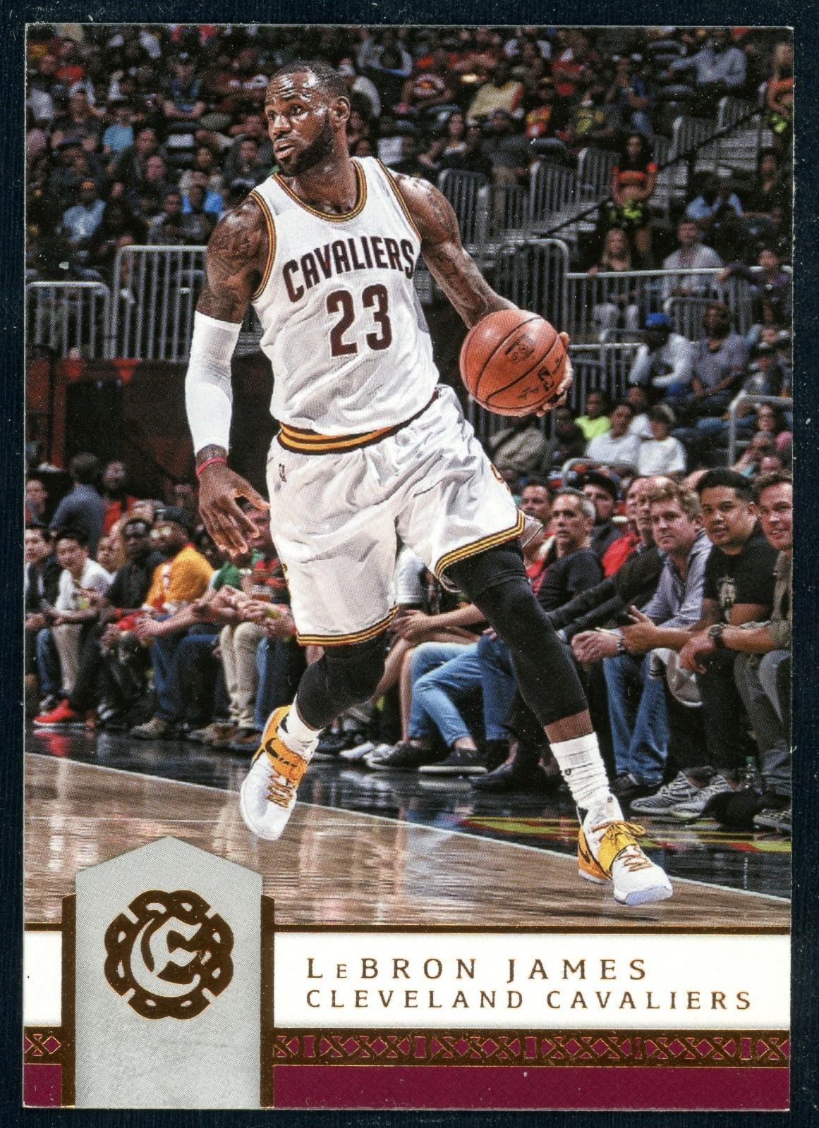 2016-17 Panini Excalibur LeBron James #31 Cleveland Cavaliers "King James"