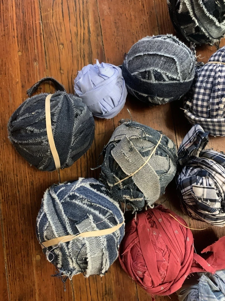 VTG Handmade Rag Balls Calico Blues Textile Denim Strips Folk Art Upcycle Levi's - Image 4 of 4