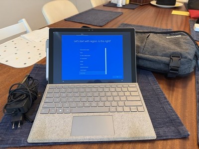 Microsoft Surface Pro Tablet 4 (Intel Core M, 4GB RAM, 128GB) w/ KB & Charger